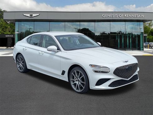Used 2026 Genesis G70 2.5T image 1