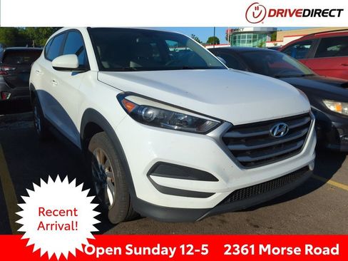 Used 2017 Hyundai Tucson SE FWD image 1