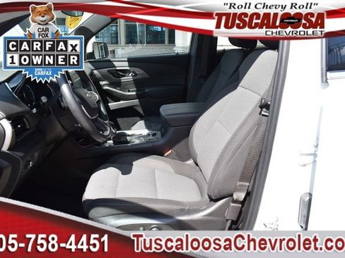 Used 2023 Chevrolet Traverse LT FWD image 19
