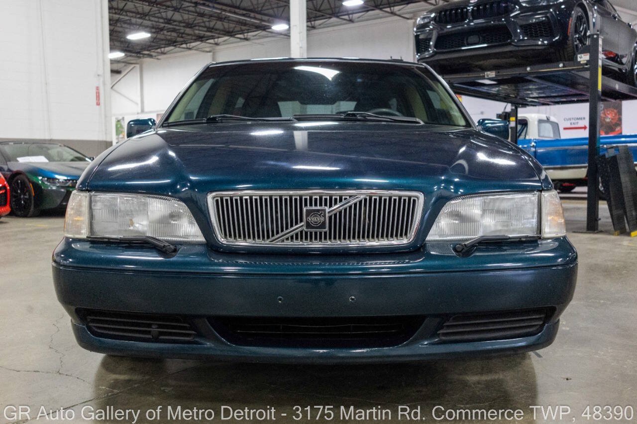 Used 1998 Volvo V70 FWD image 12