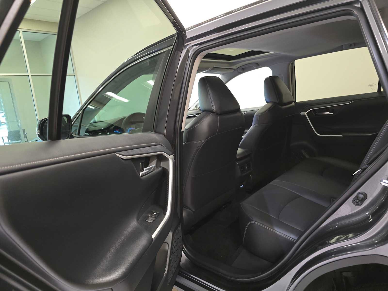 Certified 2023 Toyota RAV4 Limited AWD/4WD image 26