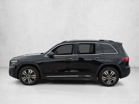 Certified 2024 Mercedes-Benz GLB 250 image 9