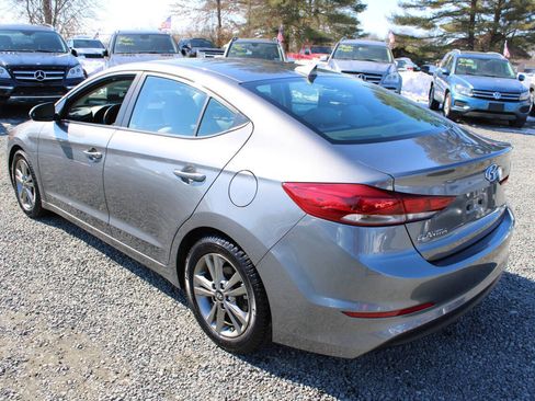 Used 2018 Hyundai Elantra Value Edition image 9