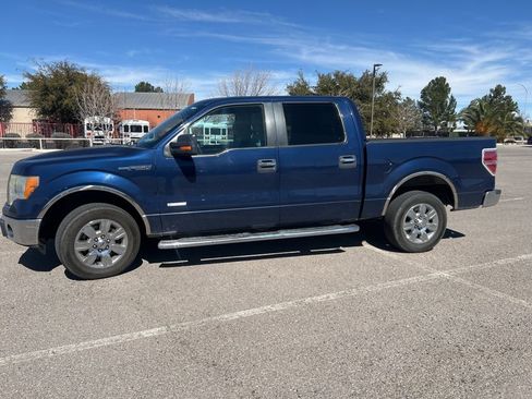 Used 2011 Ford F150 XLT w/ XLT Chrome Pkg image 7