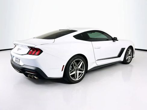 Used 2024 Ford Mustang Premium image 22