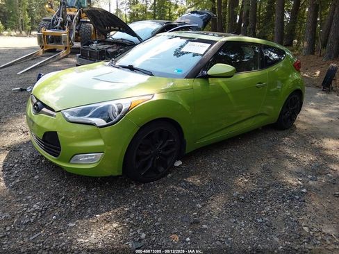 Used 2012 Hyundai Veloster w/ Style Pkg FWD image 1