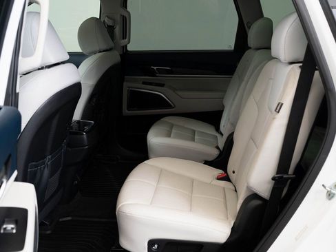 Used 2023 Kia Telluride SX image 34