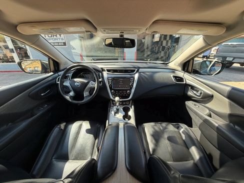 Used 2017 Nissan Murano Platinum w/ Platinum Technology Package FWD image 11
