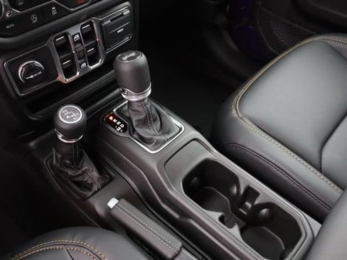 New 2026 Jeep Wrangler Unlimited Sahara AWD/4WD image 30