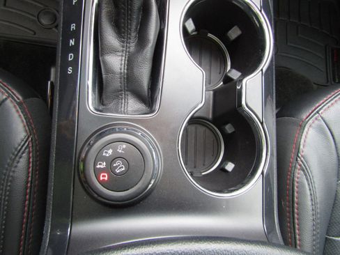 Certified 2017 Ford Explorer Sport w/ Equipment Group 401A image 35