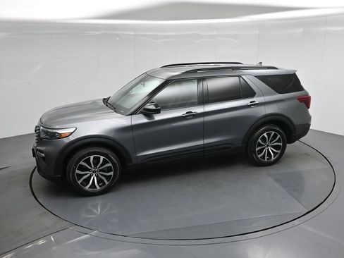 Certified 2022 Ford Explorer ST-Line w/ Class IV Trailer Tow Package AWD/4WD image 43