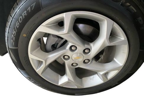 Used 2024 Chevrolet Trax LS w/ LS Convenience Package FWD image 9