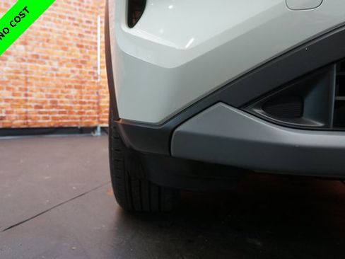 Used 2023 Nissan Rogue S image 70