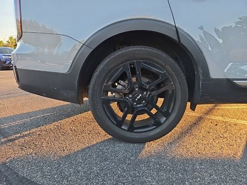 Certified 2023 Kia Telluride SX Prestige X-Line AWD/4WD image 12