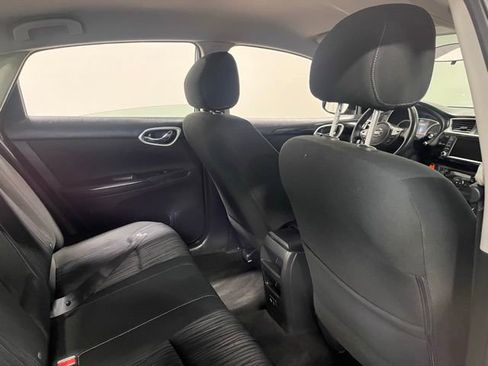 Used 2019 Nissan Sentra SV FWD image 14