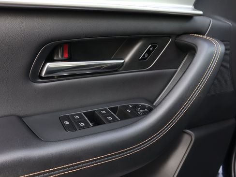 Used 2025 MAZDA CX-90 3.3 Turbo w/ Premium Plus Pkg image 24