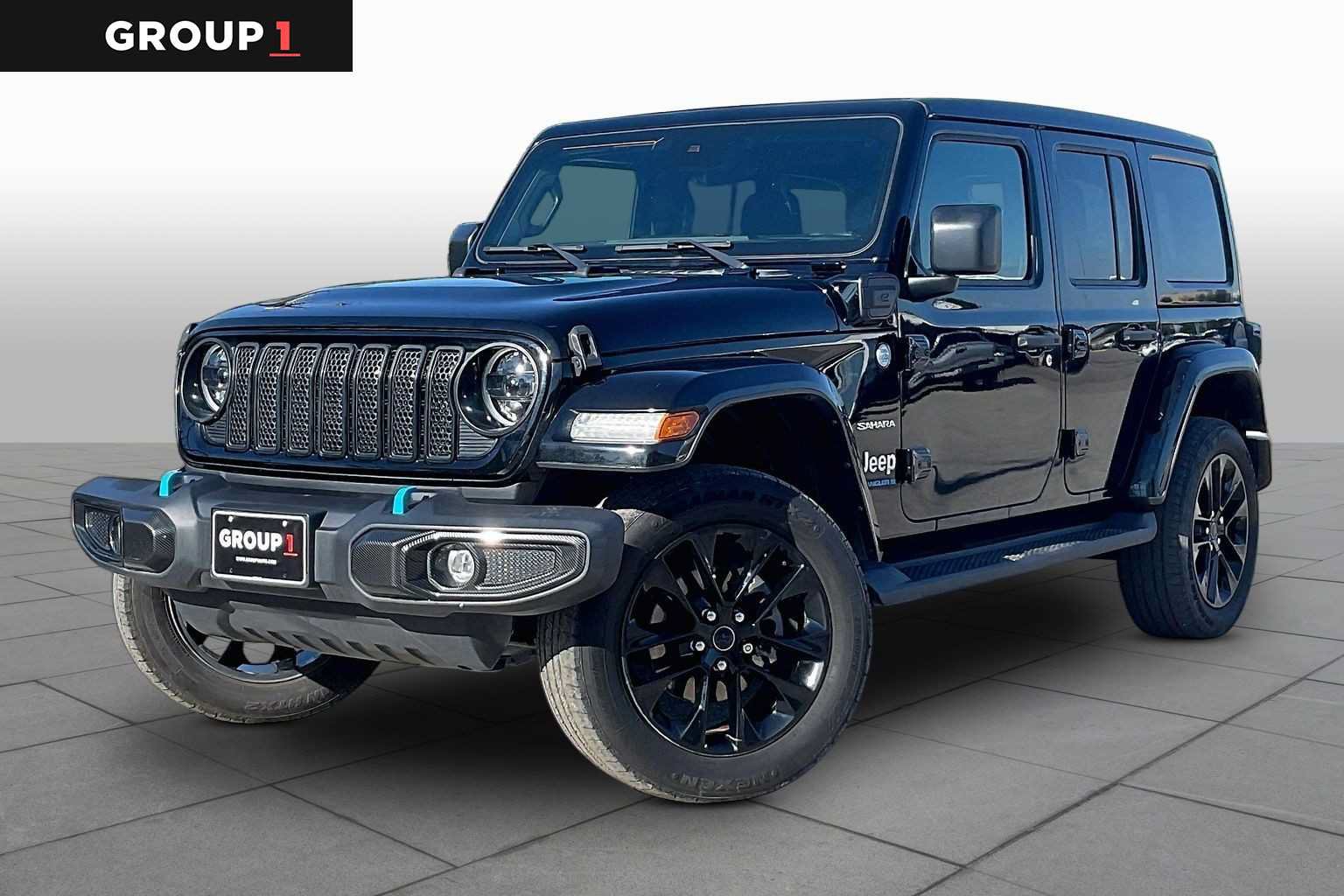 Used 2024 Jeep Wrangler Unlimited Sahara AWD/4WD image 1