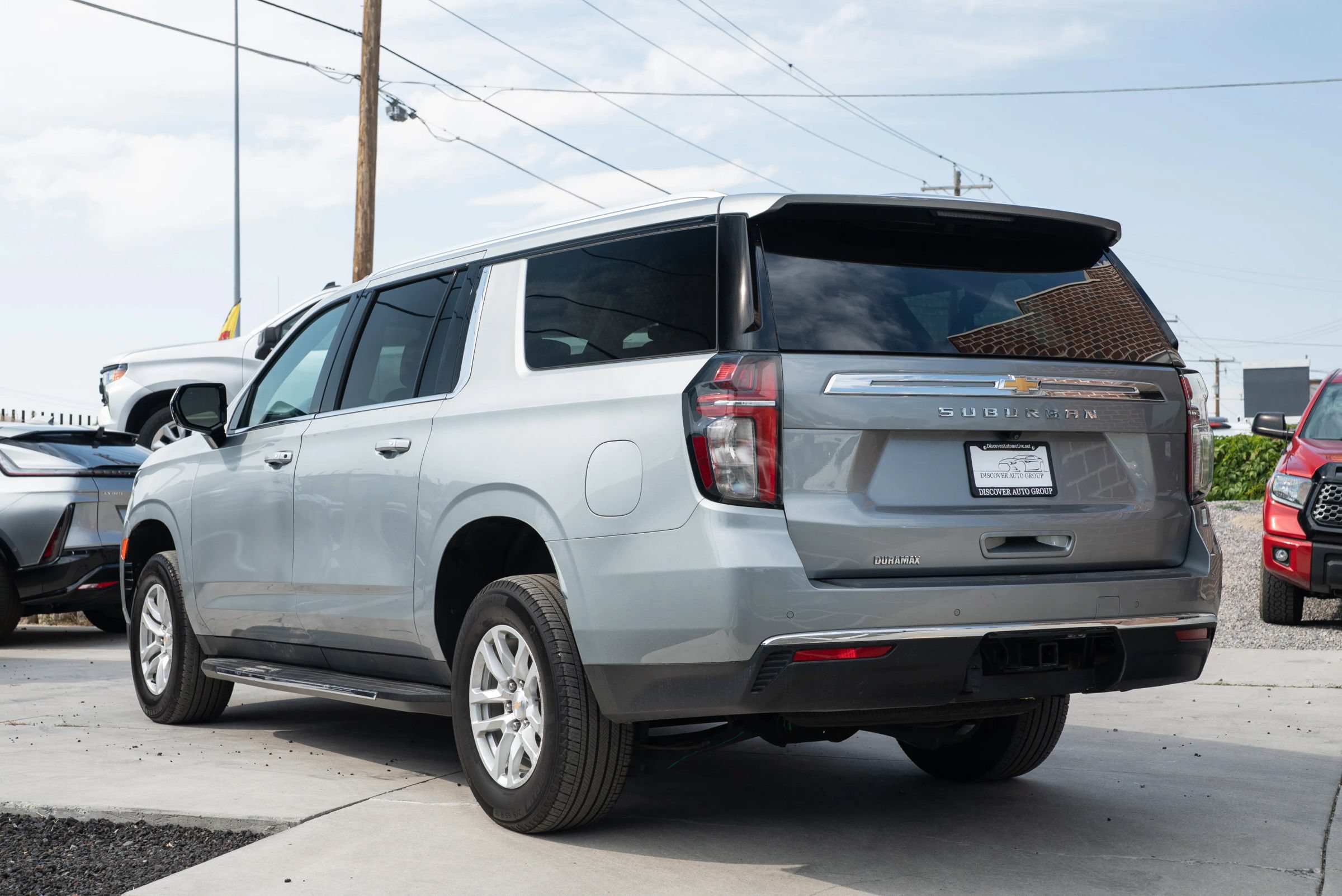 Used 2024 Chevrolet Suburban LS w/ Driver Alert Package AWD/4WD image 5