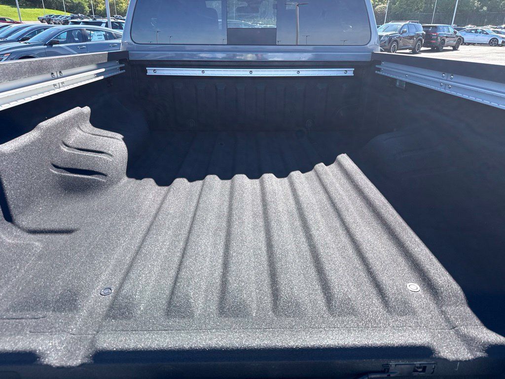 New 2027 Nissan Frontier SV w/ SV Convenience Package AWD/4WD image 19