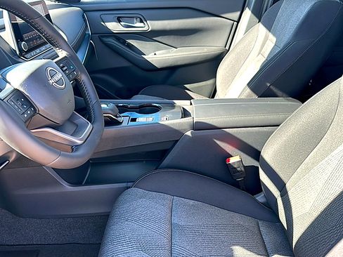 New 2026 Nissan Rogue SV w/ Cold Weather Package image 10