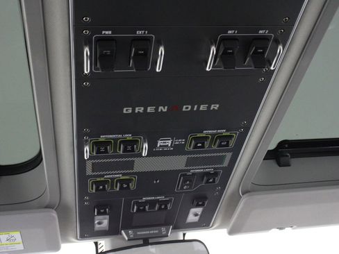 Used 2024 INEOS Grenadier Fieldmaster Edition image 31