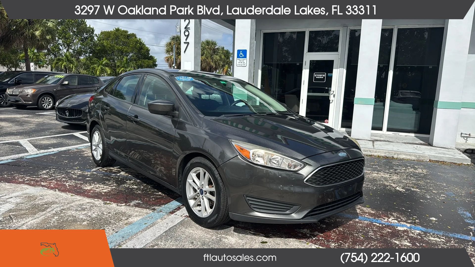 Used 2018 Ford Focus SE FWD image 3
