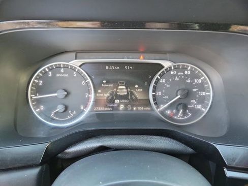 Used 2025 Nissan Pathfinder SV FWD image 32