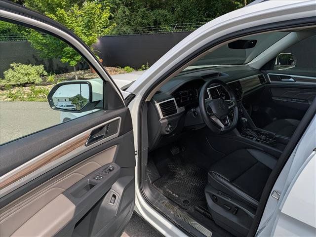 Used 2021 Volkswagen Atlas SEL AWD/4WD image 31