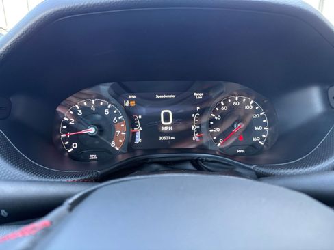 Used 2025 Jeep Compass Trailhawk image 40