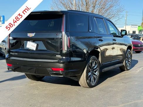 Used 2024 Cadillac Escalade Sport RWD image 3