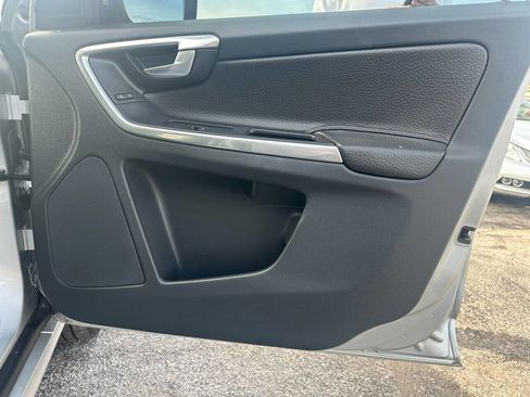 Used 2014 Volvo XC60 T6 image 25