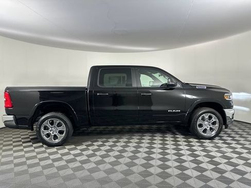 New 2026 RAM 1500 4x4 Crew Cab image 8