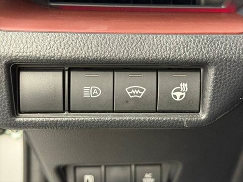 Certified 2025 Toyota Prius Plug-In Hybrid FWD image 29