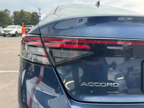 Used 2024 Honda Accord EX image 9
