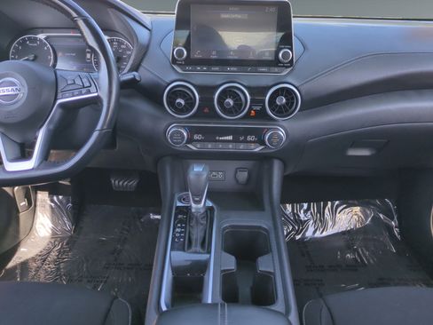 Used 2021 Nissan Sentra SV image 23