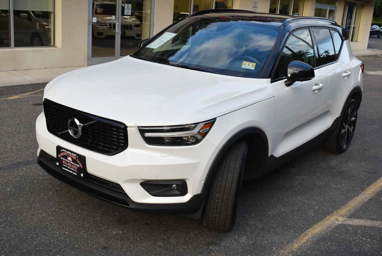 Used 2019 Volvo XC40 T5 R-Design AWD/4WD image 8