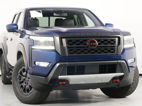 Used 2022 Nissan Frontier Pro-X w/ Pro-X Premium Package image 2