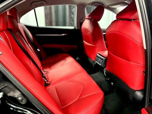 Used 2023 Toyota Camry XSE image 23