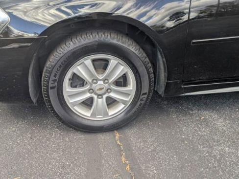 Used 2015 Chevrolet Impala LS image 9