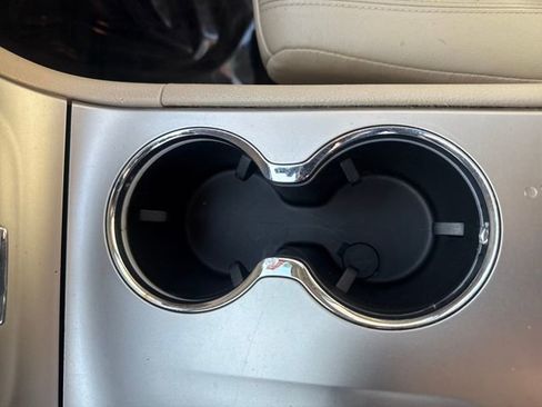 Used 2015 Jeep Grand Cherokee Limited image 20