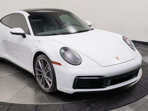 Used 2022 Porsche 911 Carrera image 31