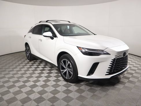 Used 2025 Lexus RX 350 FWD image 3