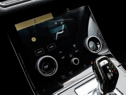 Used 2021 Land Rover Range Rover Evoque S image 24