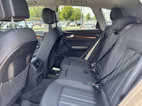 Used 2023 Audi Q5 2.0T Premium Plus w/ Premium Plus Package AWD/4WD image 33