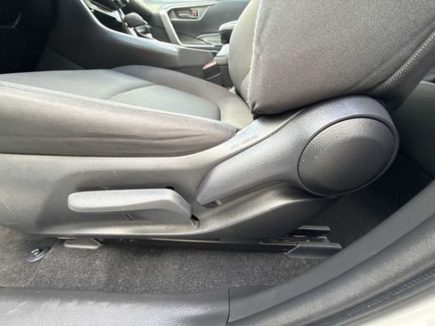 Used 2023 Toyota RAV4 LE FWD image 13