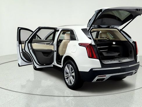 Certified 2024 Cadillac XT5 Premium Luxury w/ LPO, Floor Liner Package FWD image 11