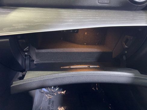 Used 2021 Mercedes-Benz CLS 450 4MATIC w/ Premium Package image 22