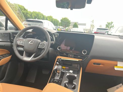 New 2026 Lexus NX 350h AWD w/ Premium Package image 10