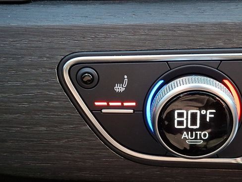 Used 2021 Audi A4 2.0T Premium Plus w/ Premium Plus Package image 23