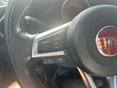 Used 2018 FIAT 124 Spider Abarth w/ Convenience Group RWD image 10